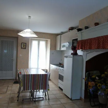 Mariane Apartment *
